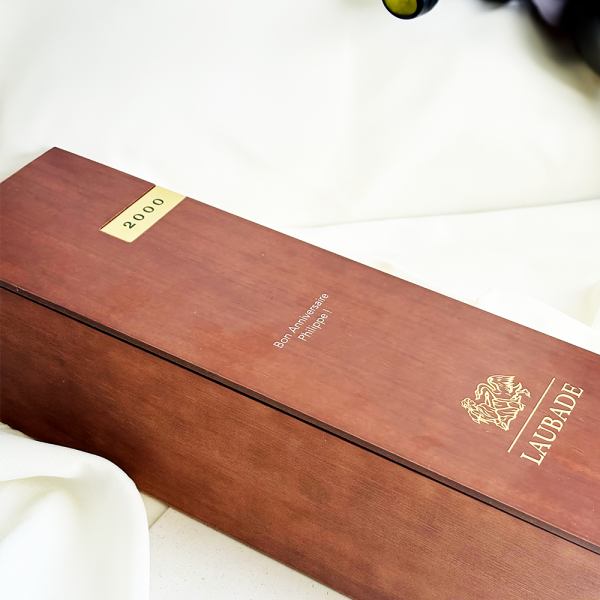 DWS_Gravure sur coffret de vin en bois